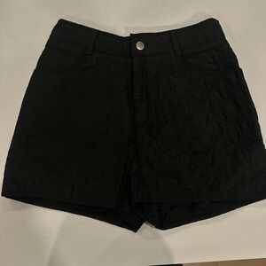 GAP Quilted Black High Waist Shorts